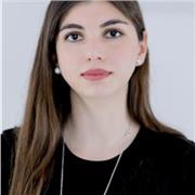 Sono Federica Parisi, ho una laurea triennale in lingue e sono studentessa magistrale. Ho lavorato da sempre con i ragazzi facendo lezioni private per migliorare il livello di inglese o per riparare le materie a settembre